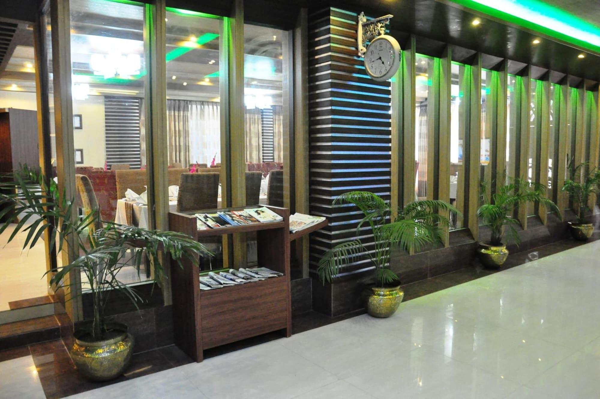 Vista Lobby Marino Hotel Uttara