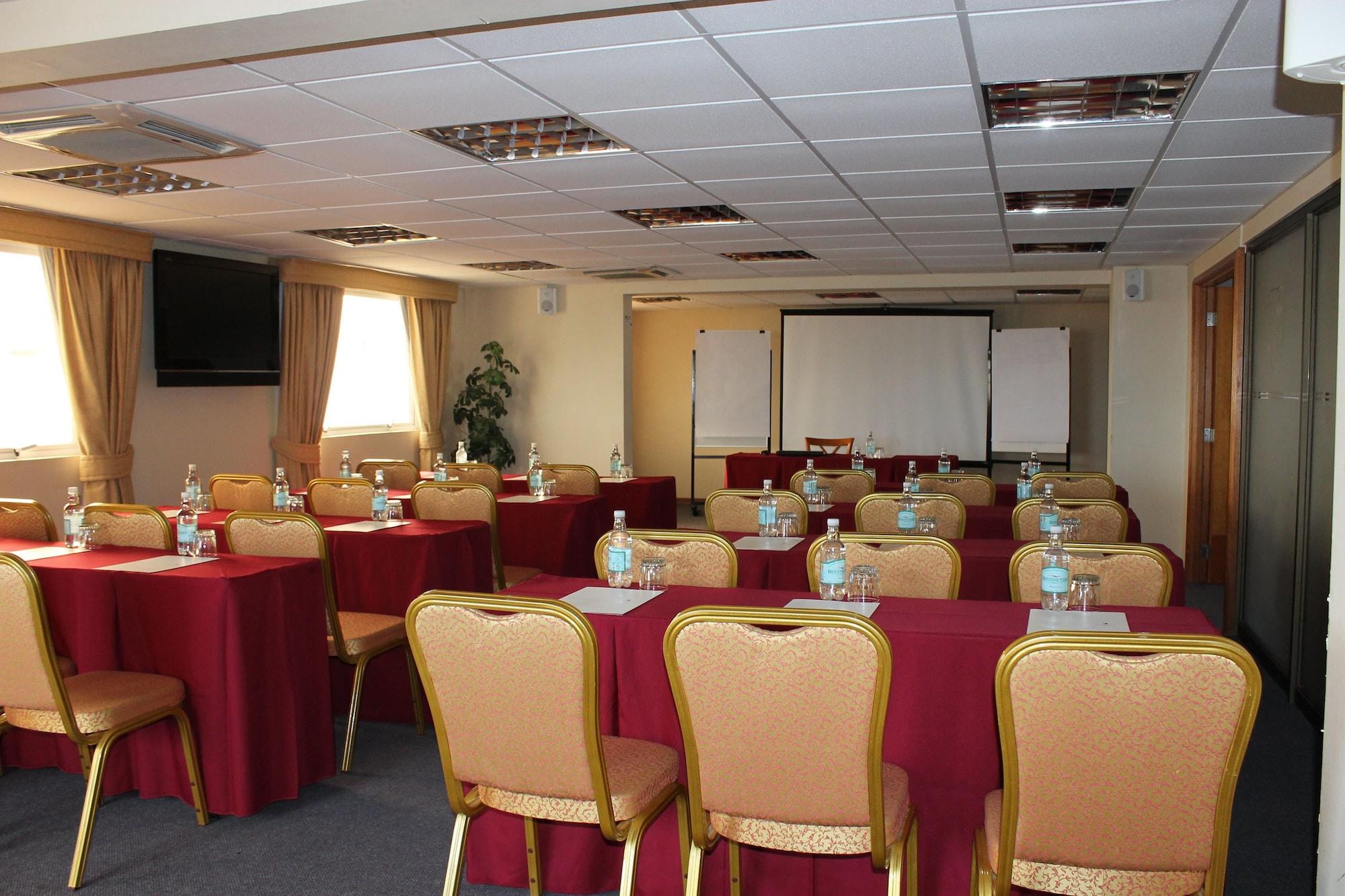Sala de Reuniones Hotel Florencia Suites & Apart