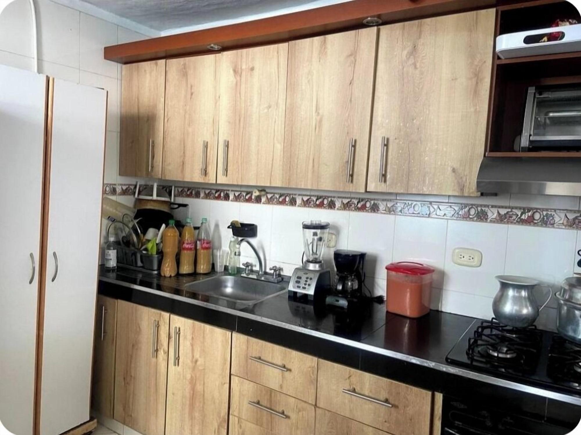 Equipamiento de Habitación Casa feliz
