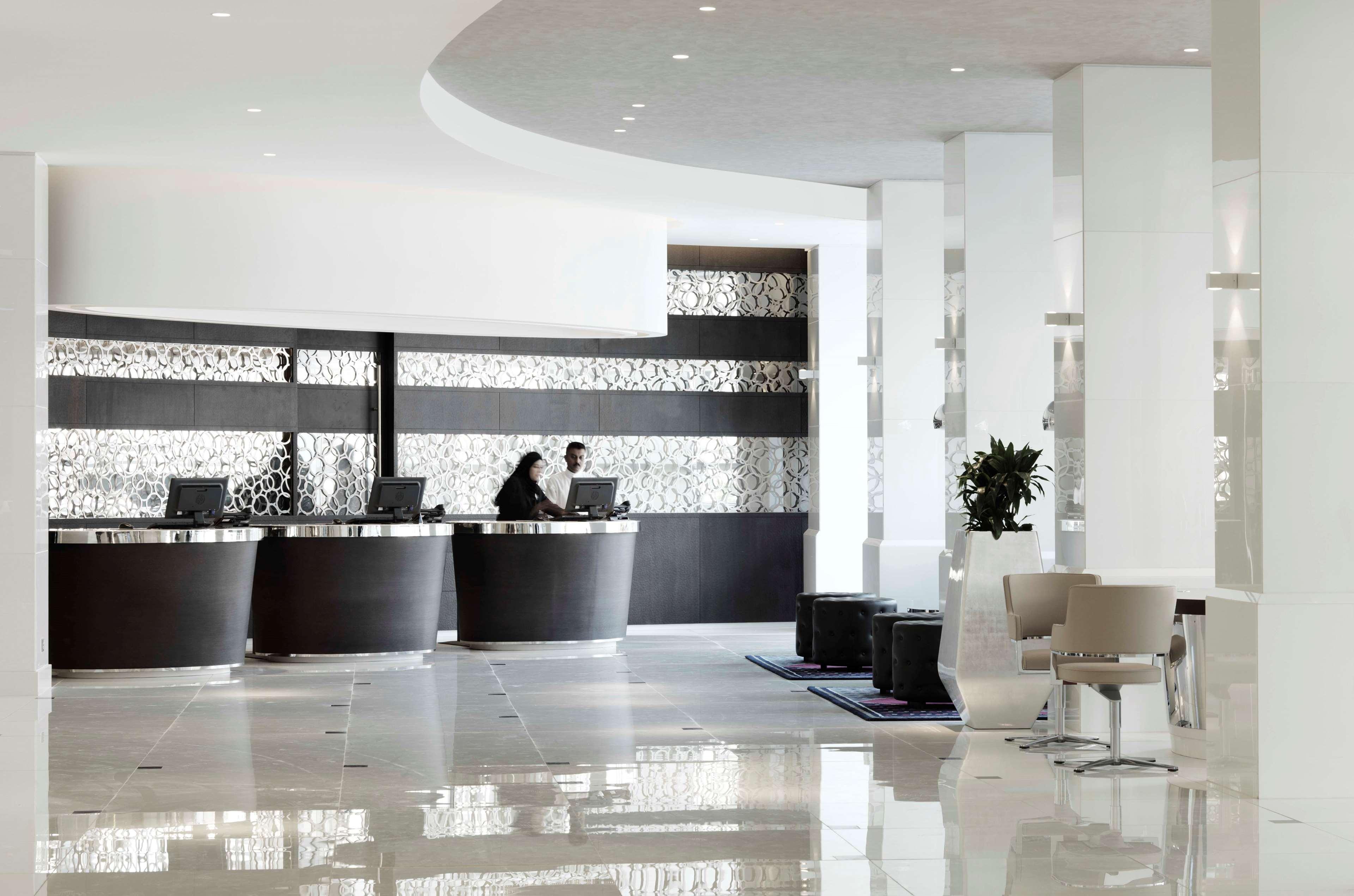Vista Lobby Radisson Blu Hotel, Kuwait