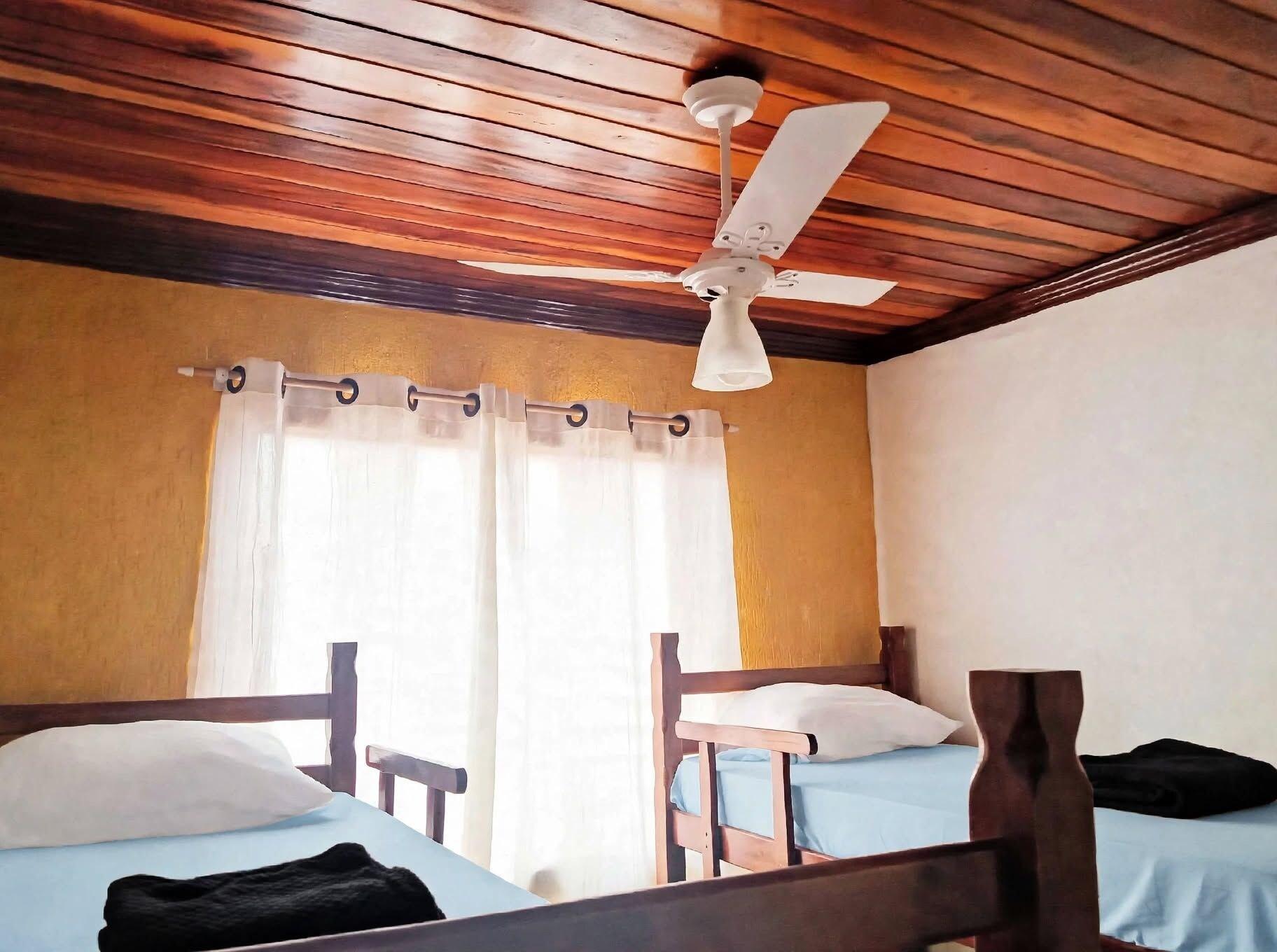 Quarto MDQ Hostel Paraty
