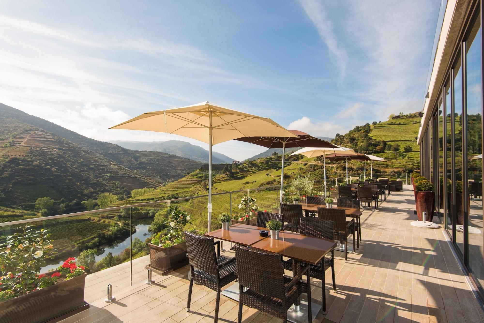 Vista Exterior Vila Gale Douro Vineyards Hotel