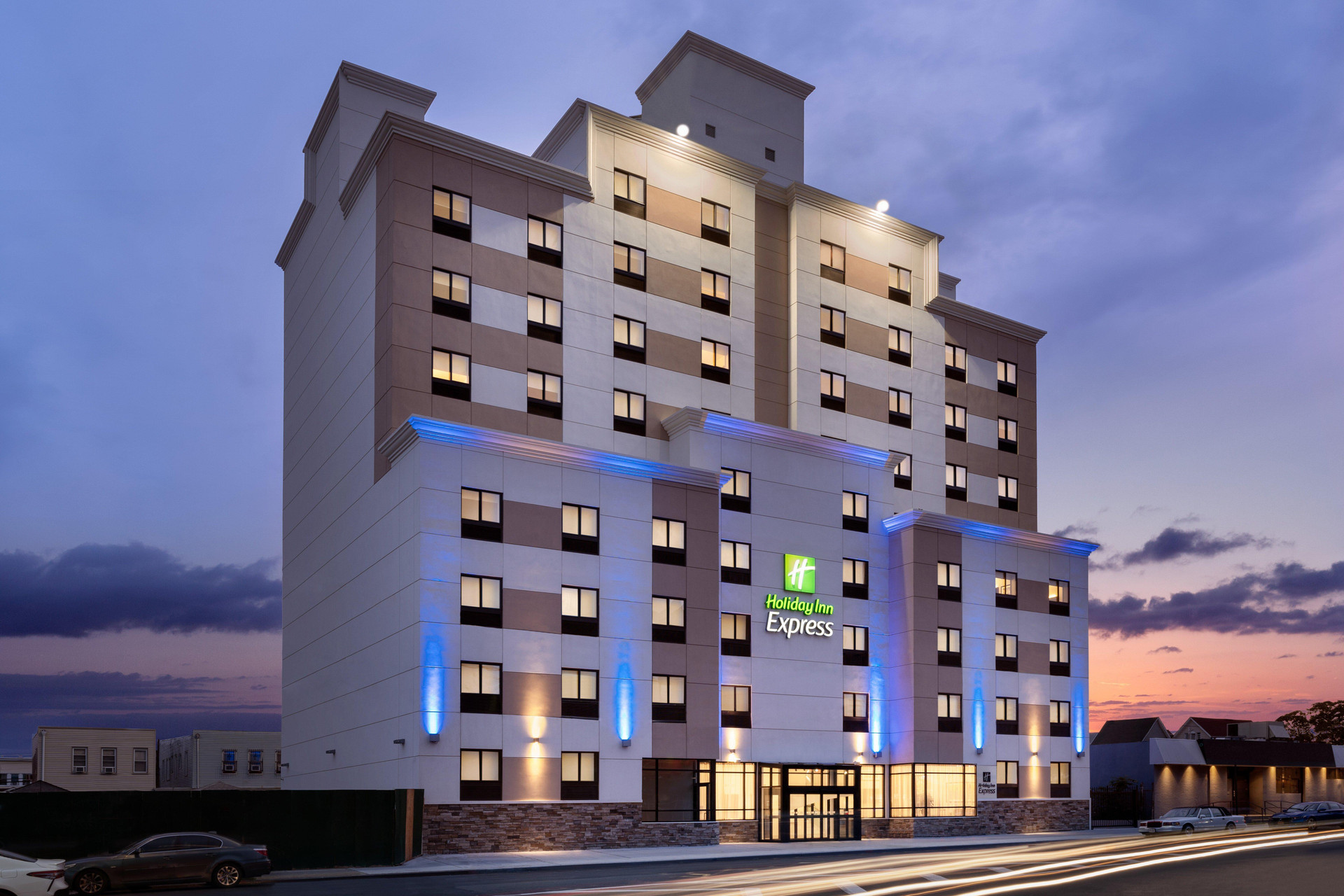 Vista Exterior Holiday Inn Express Jamaica - JFK AirTrain - NYC by IHG