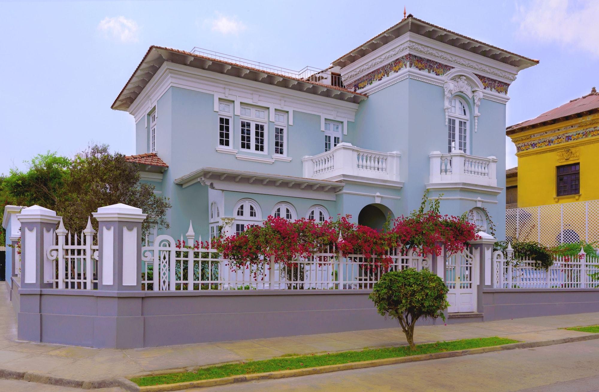 Vista Exterior Villa Barranco by Ananay Hotels