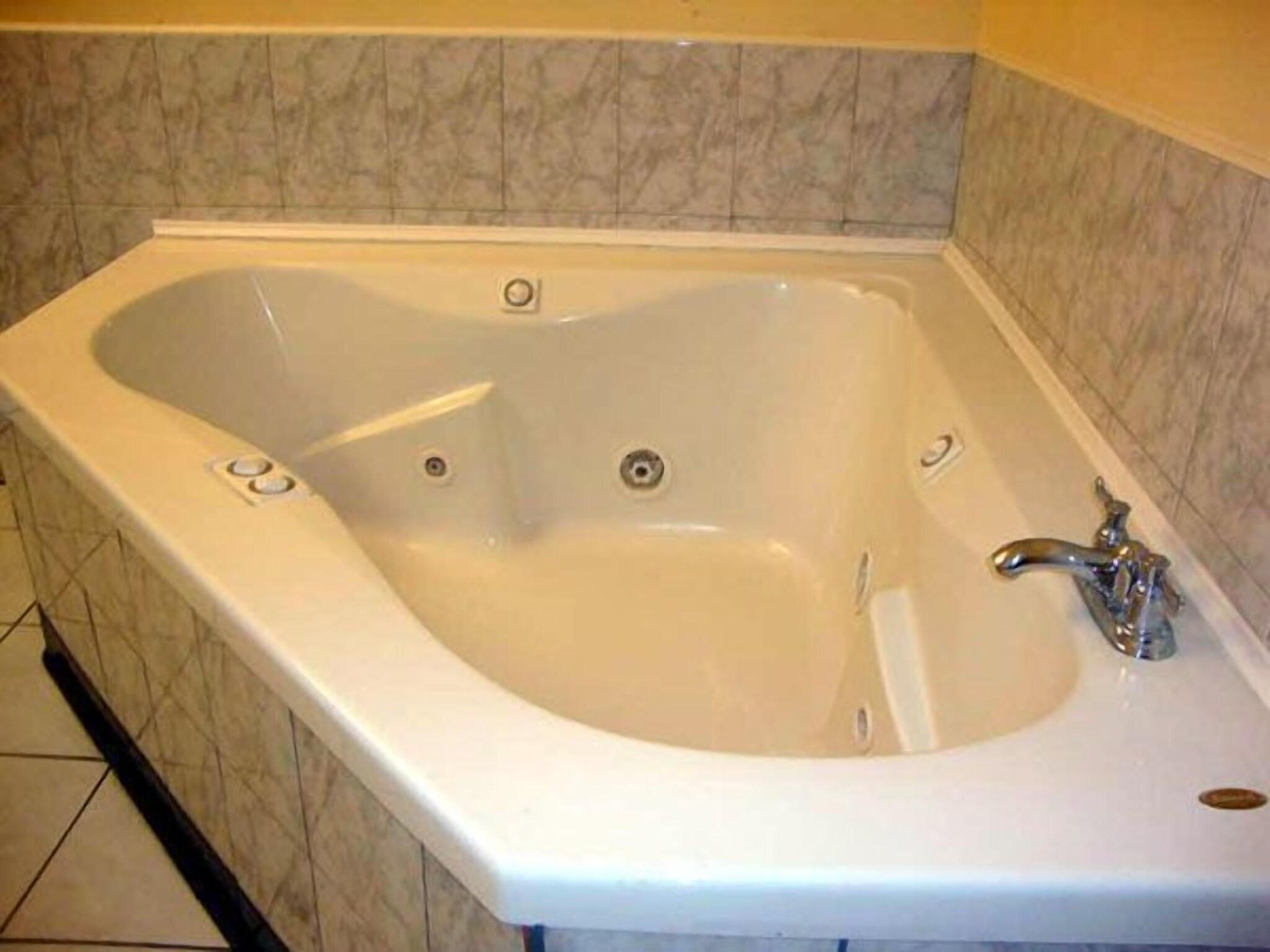 Instalaciones Recreativas Colony Inn