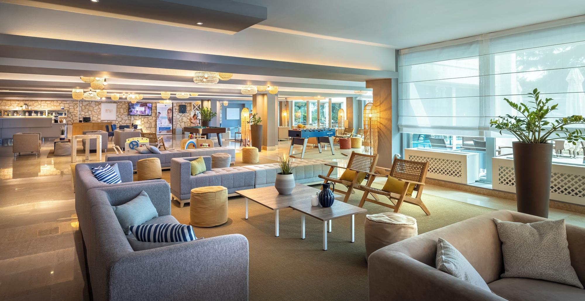 Vista Lobby Sunny Poreč by Valamar, ex Crystal