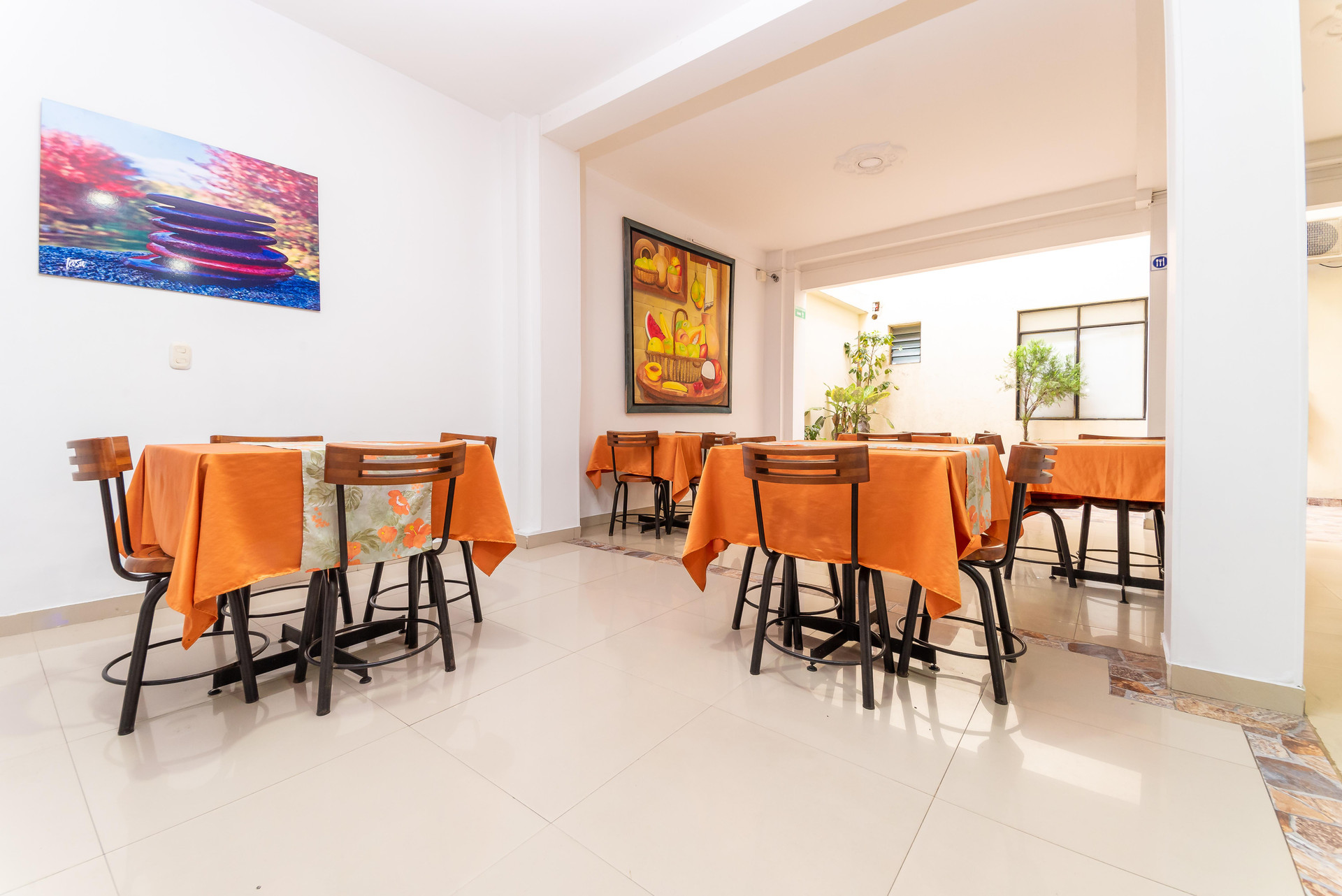 Restaurant Ayenda Nuevo Faro