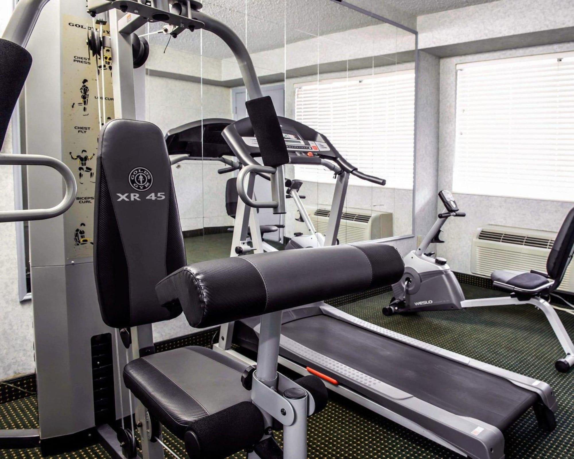 Gimnasio Quality Inn & Suites North