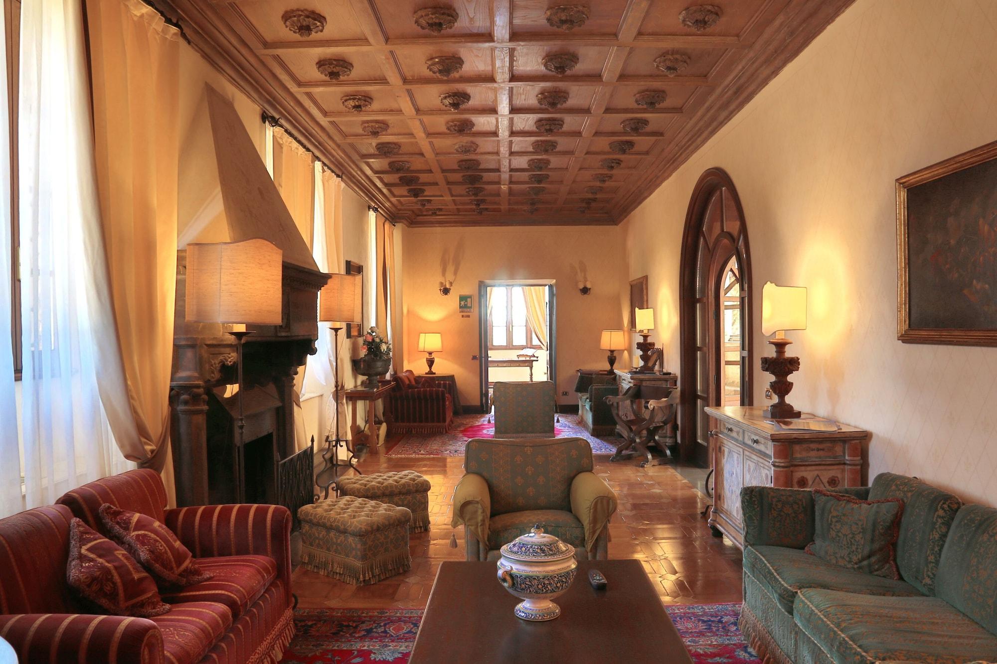 Vista Lobby La Collegiata