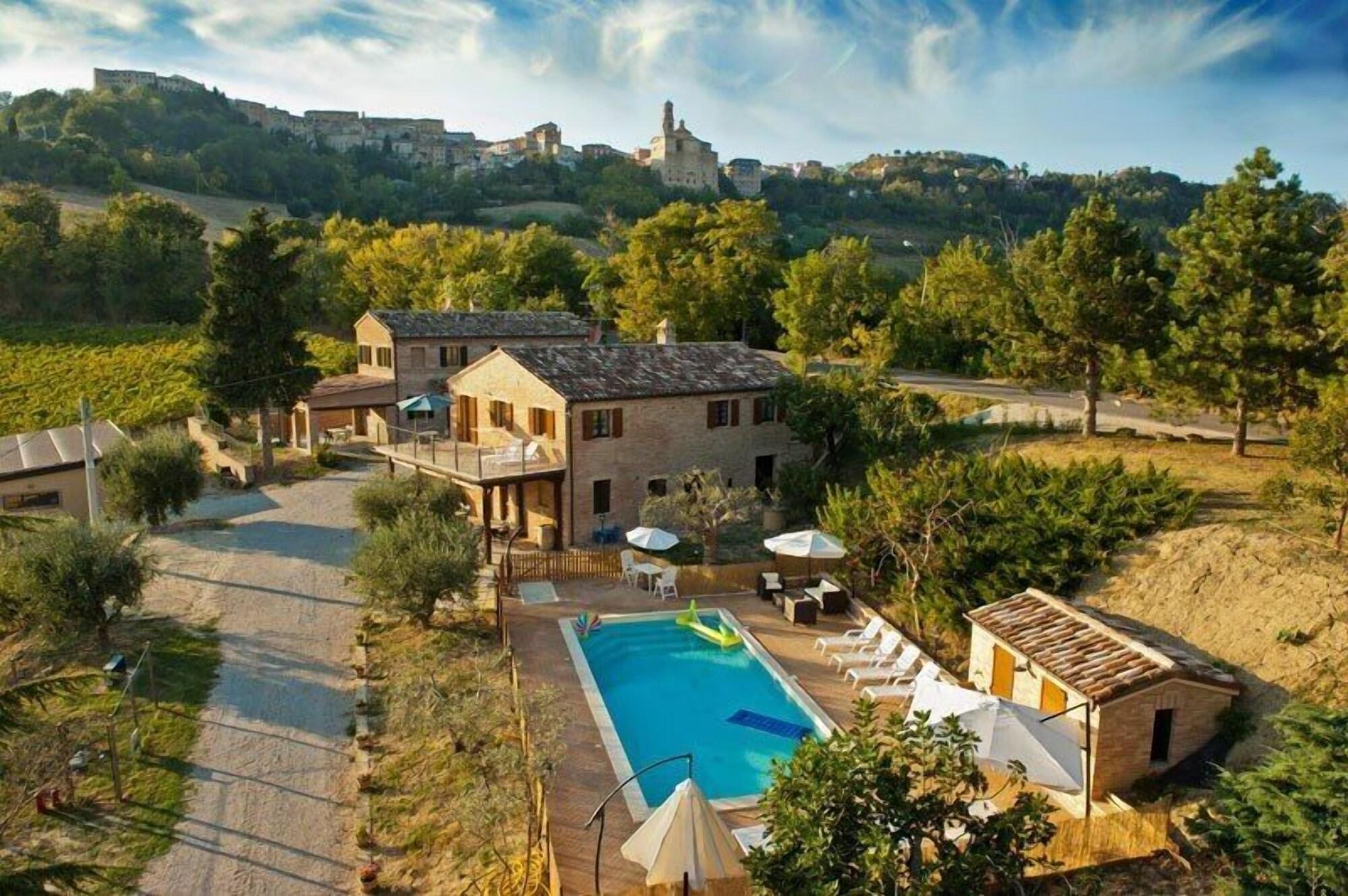 Vista Exterior Agriturismo Terre Vineate