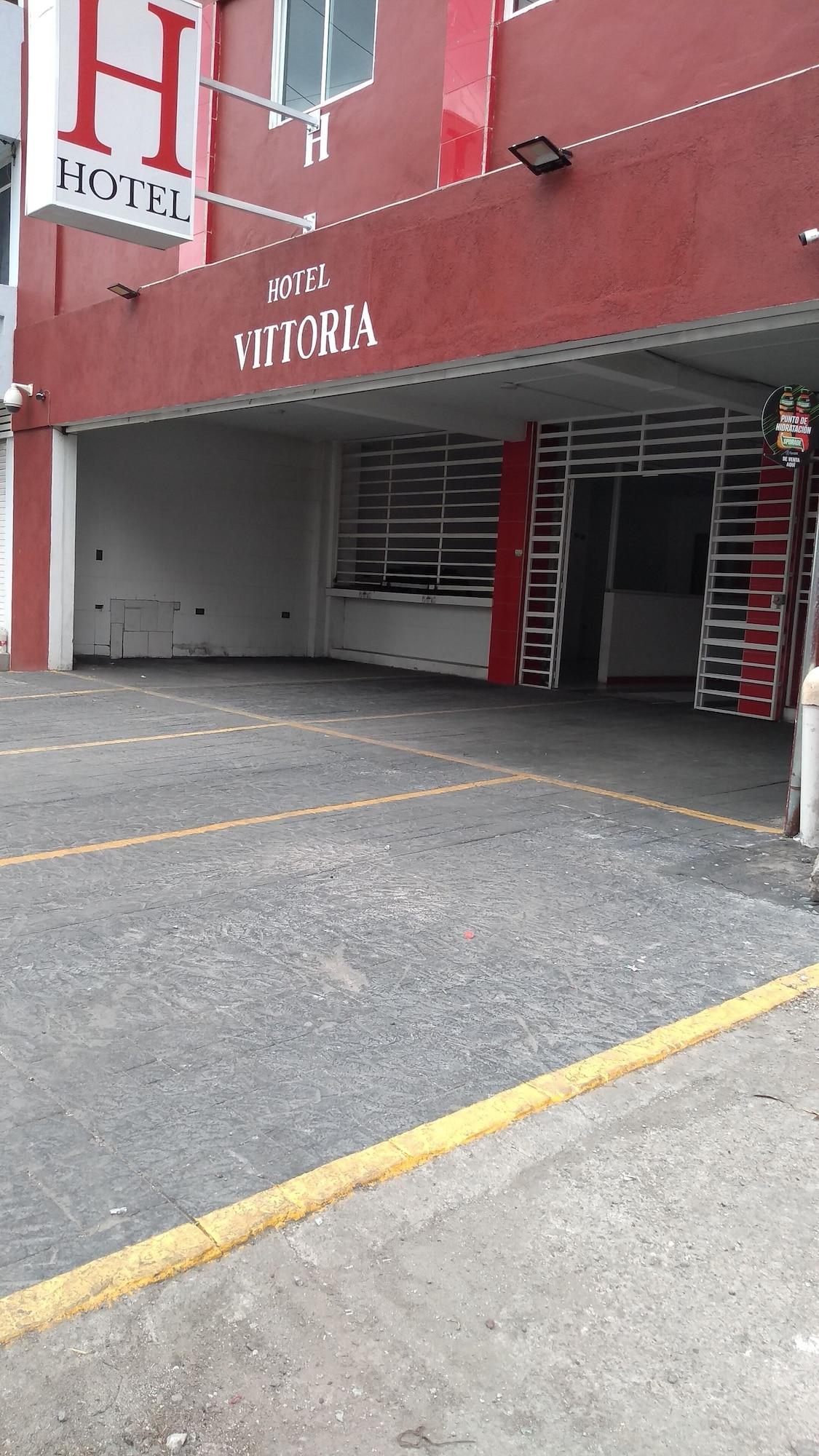 Vista Exterior Hotel Vittoria