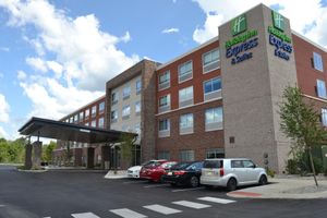 Alojamiento - Holiday Inn Express & Suites Goodlettsville N - Nashville by IHG