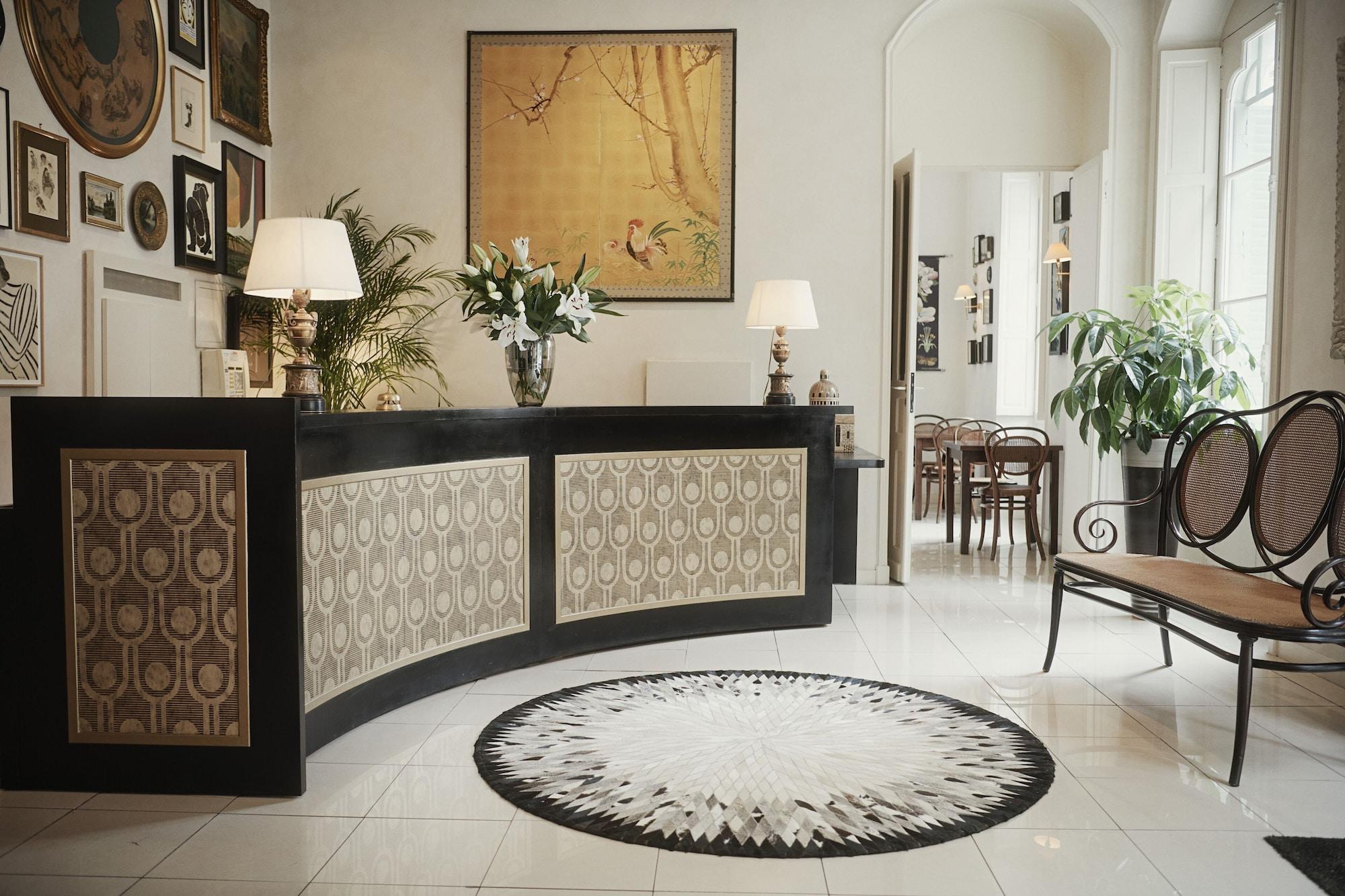 Vista Lobby Hôtel Bristol Pau