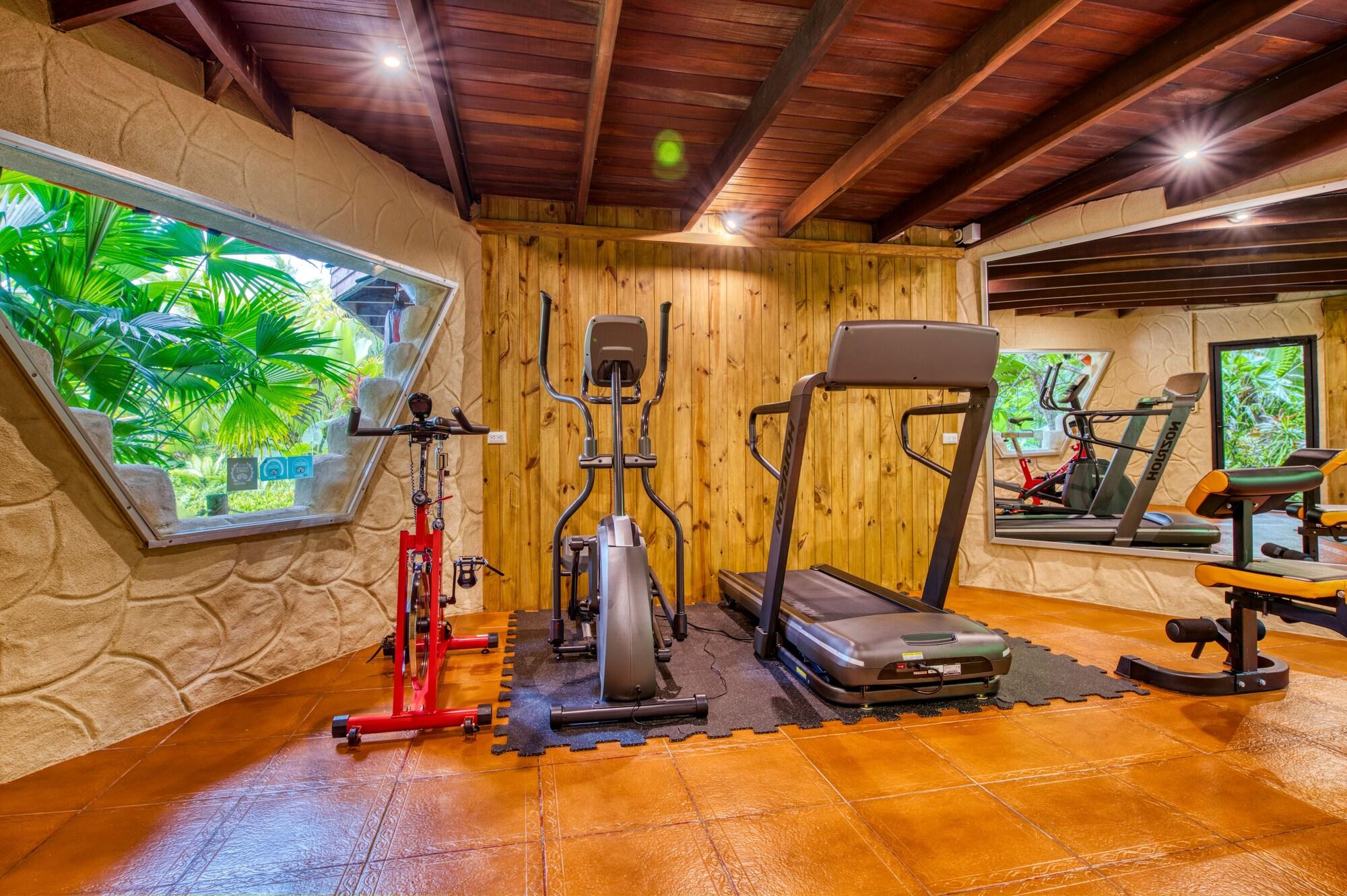 Gimnasio Ylang Ylang Beach Resort