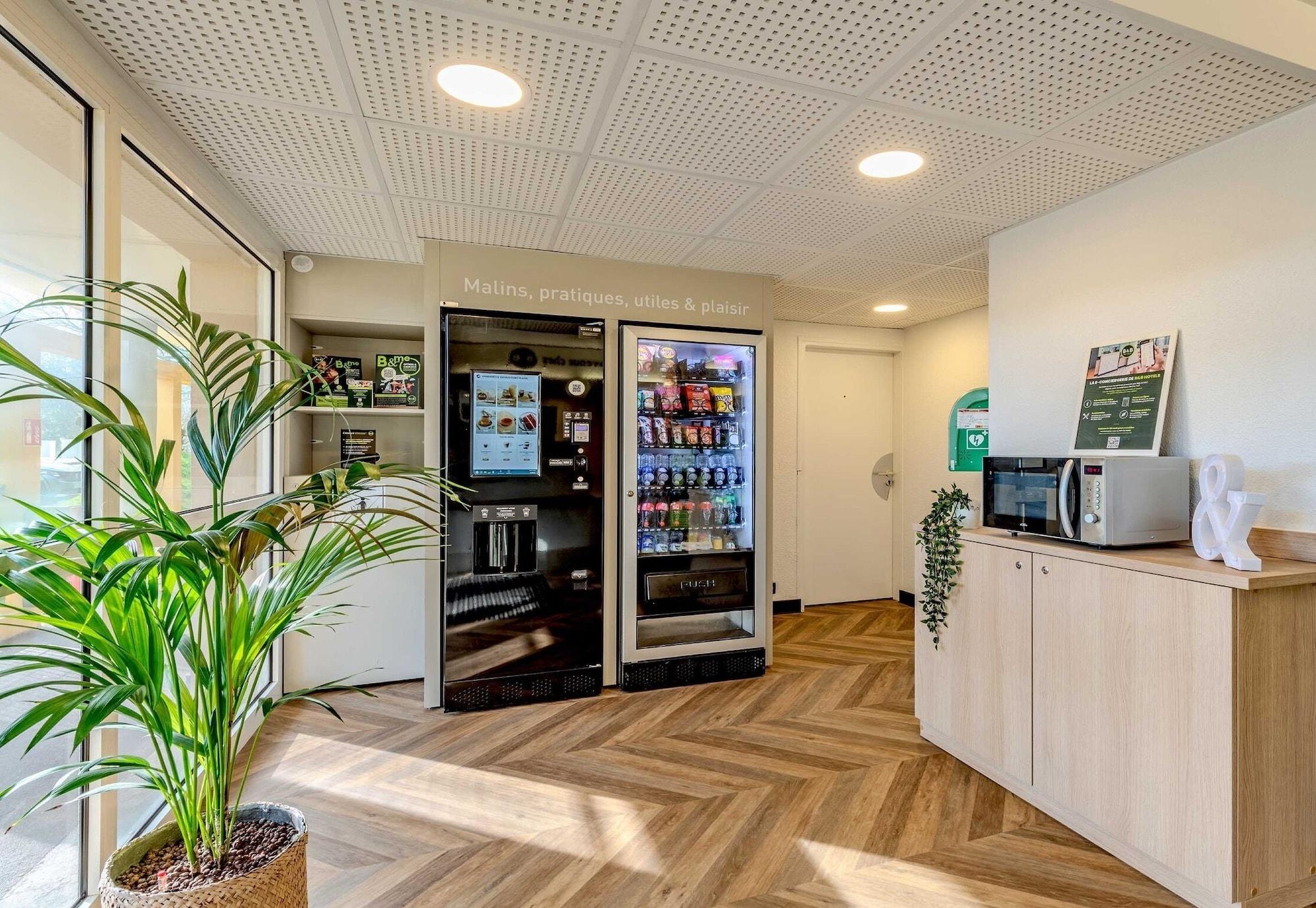 Vista Lobby B&B HOTEL Brest Kergaradec