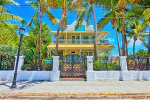 Alojamiento - The Guesthouse at Southernmost Beach Resort