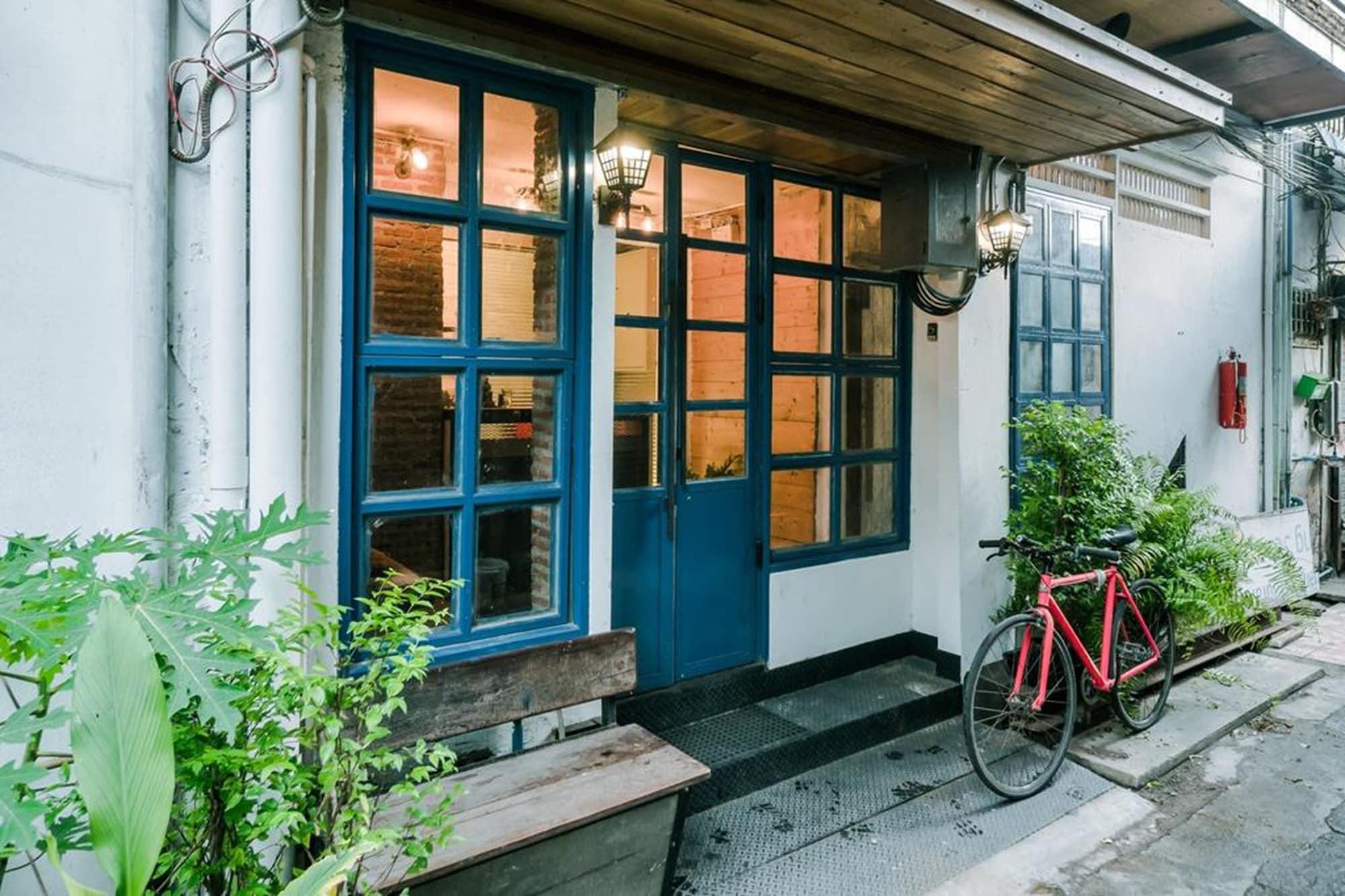 Vista Exterior Zeds Hostel Bangkok