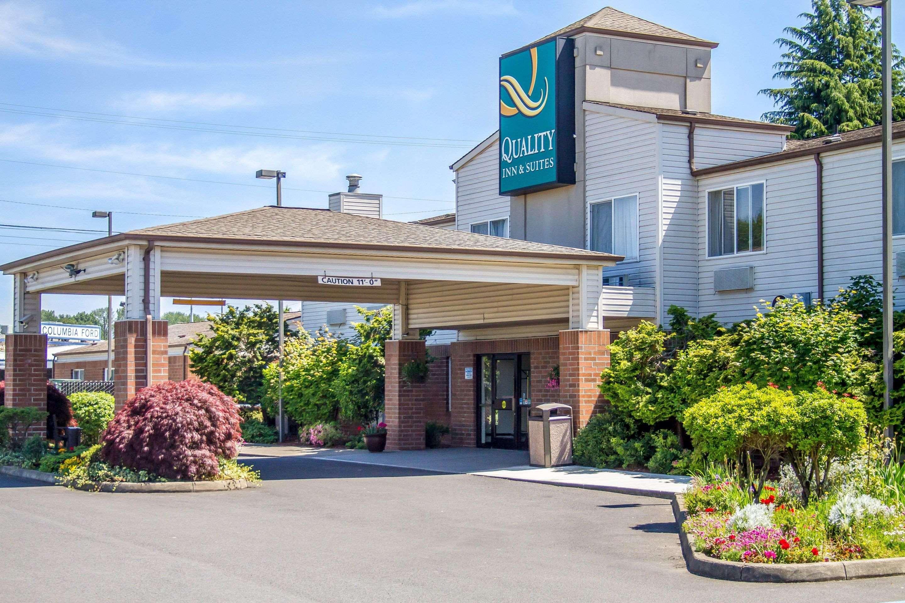 Vista Exterior Quality Inn & Suites Longview Kelso