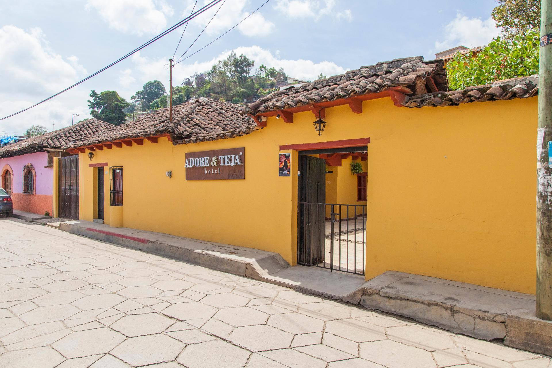 Vista Lobby Hotel Adobe & Teja