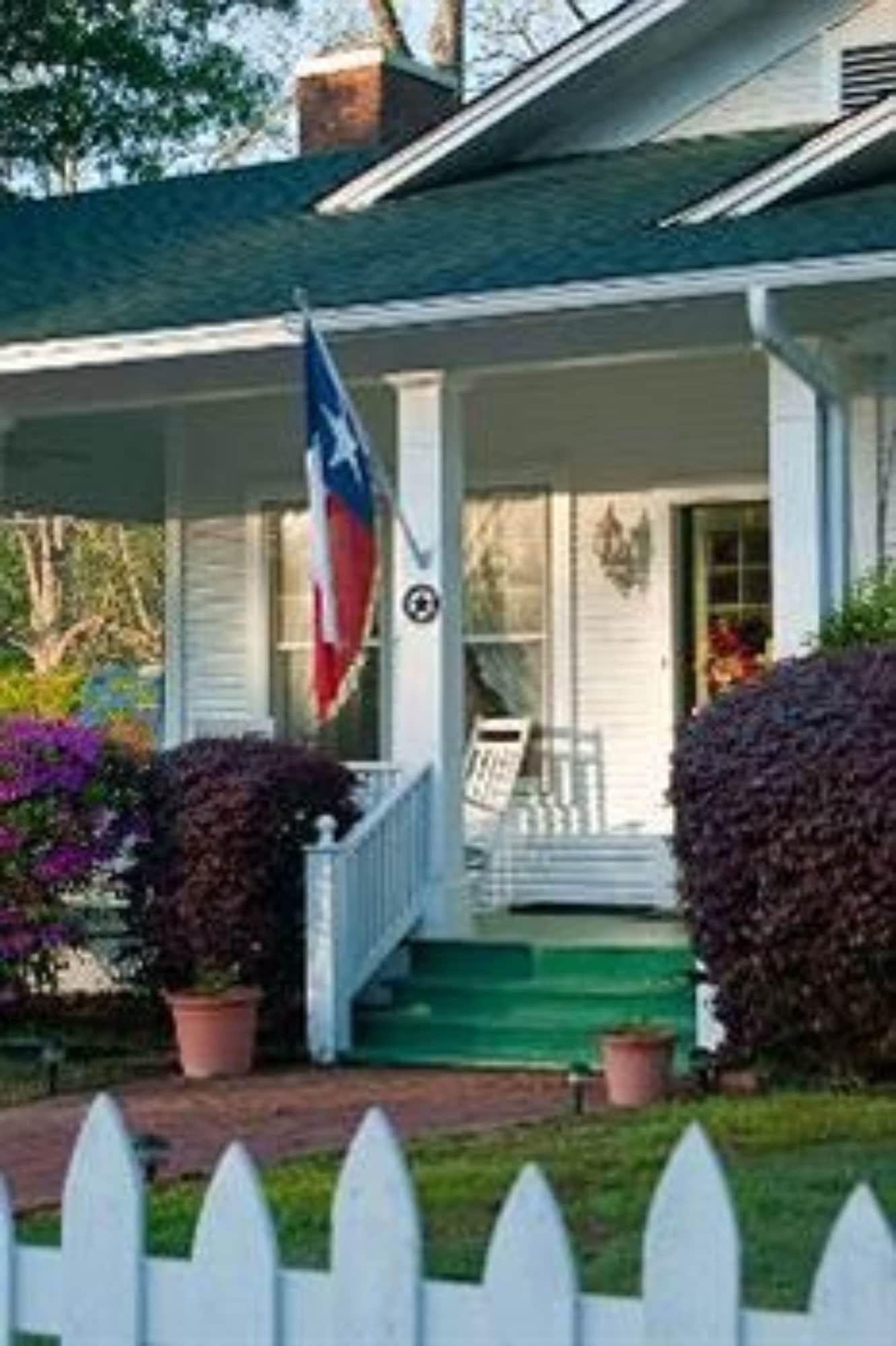 Vista Exterior The Carriage House B&B