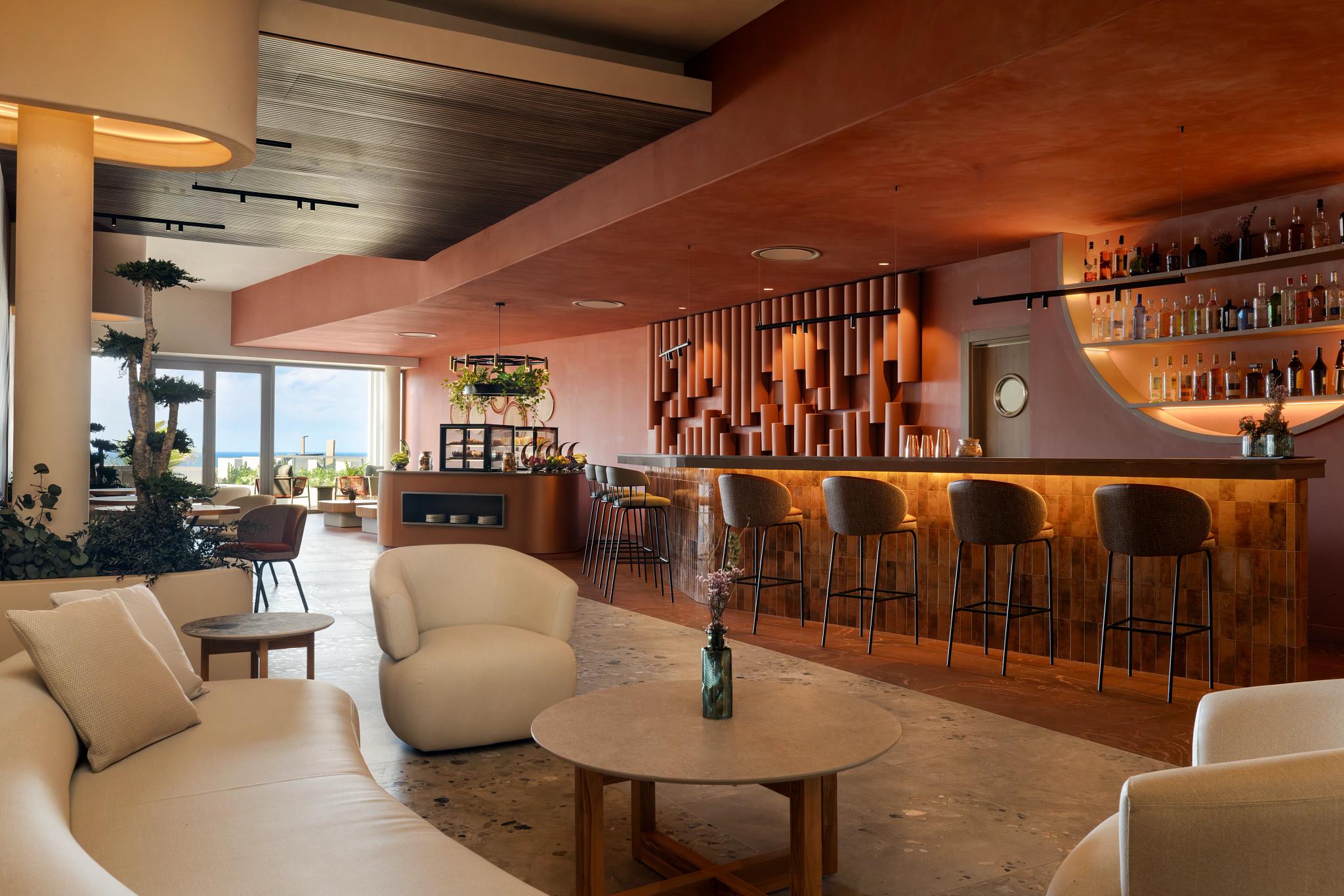 Bar/Salón Secrets Baby Beach Aruba