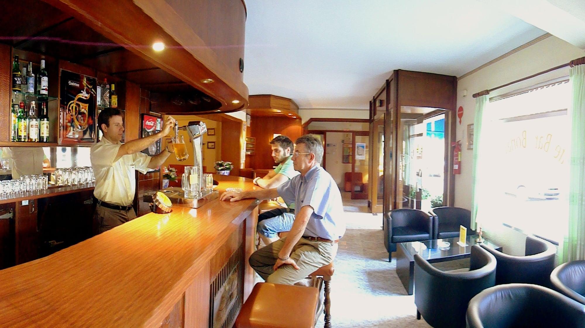 Bar/Salón Hostal Bonavista