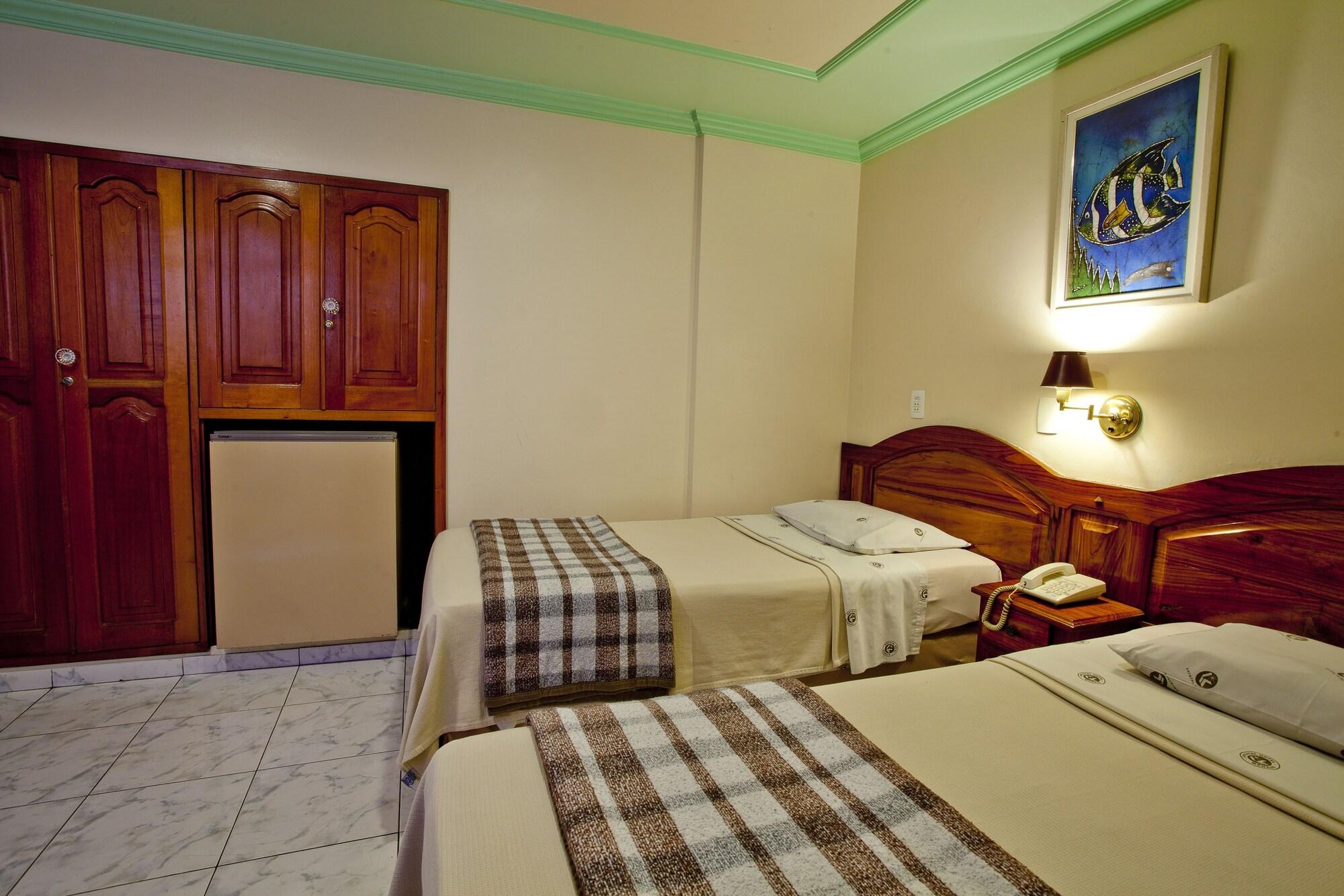Varios Krystal Hotel