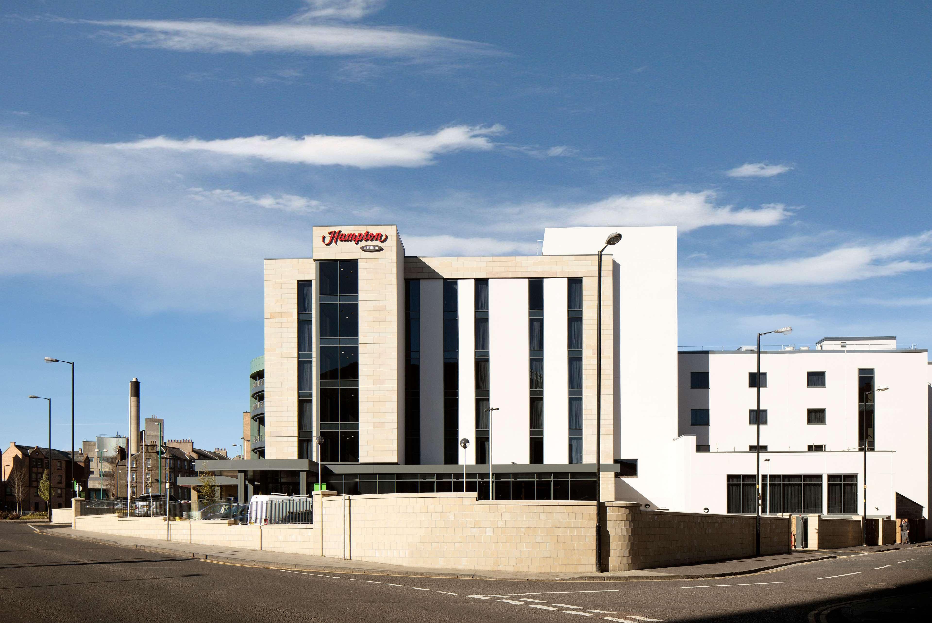 Vista Exterior Hampton by Hilton Dundee City Centre