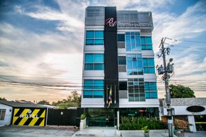 Alojamiento - Hotel Avenida Buenos Aires