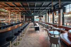 Paquete - The Devlin Dublin