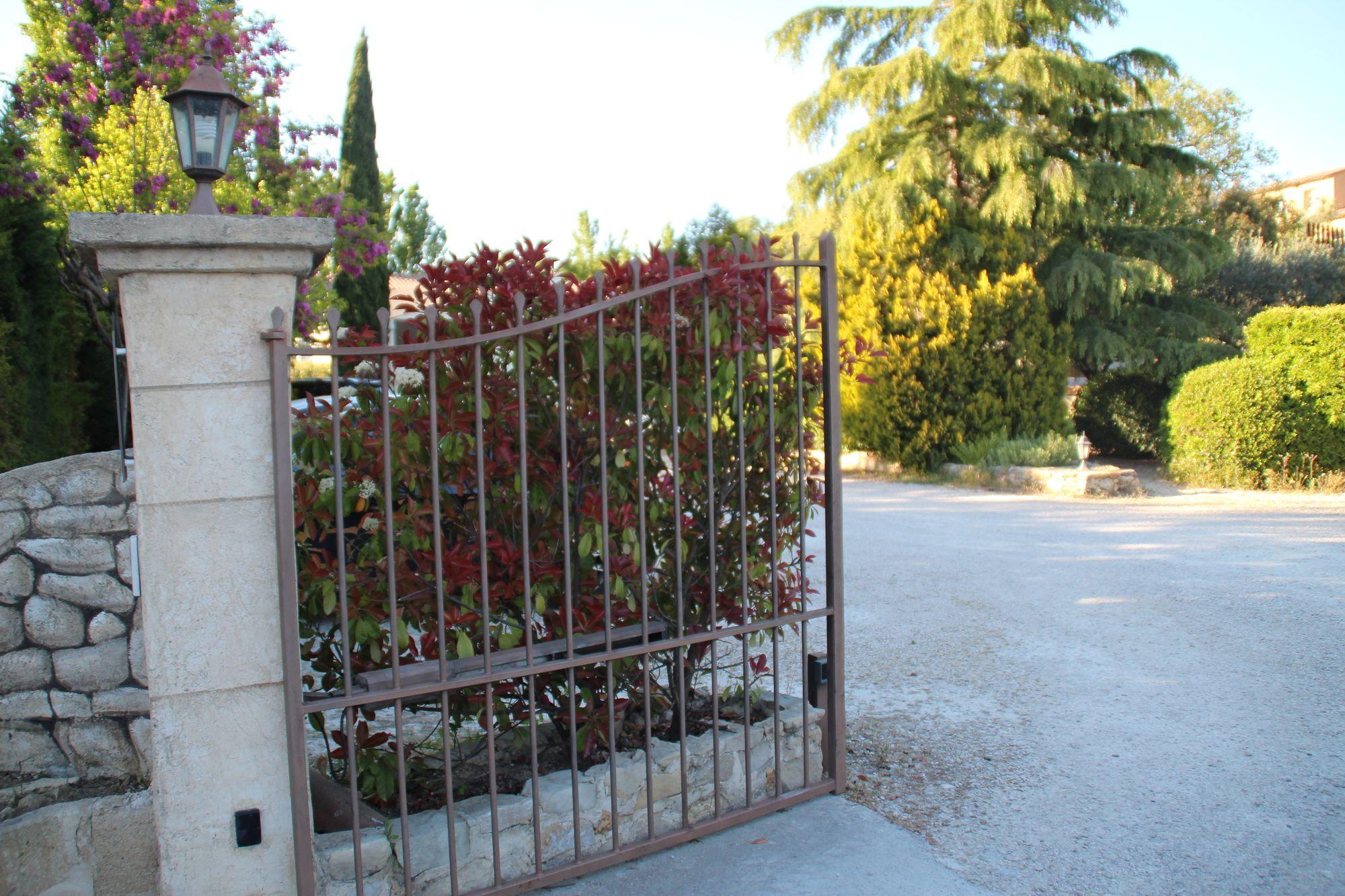 Vista Exterior Le Petit Mas de Marie