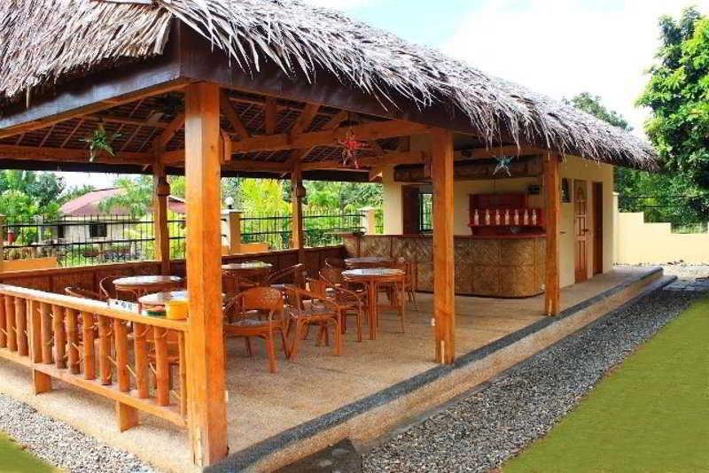 Bar/Salón Alona 42 Resort