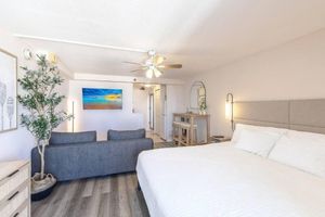 Alquiler Vacacional - Island Colony 704 Condo by RedAwning