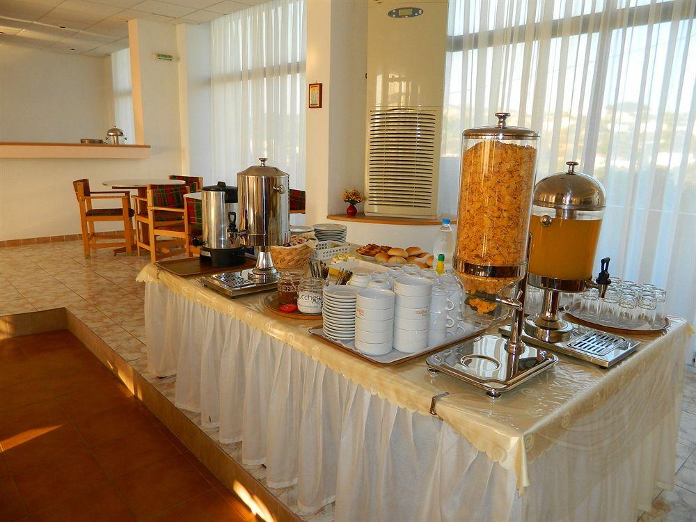 Restaurant Telhinis Hotel and Apartments