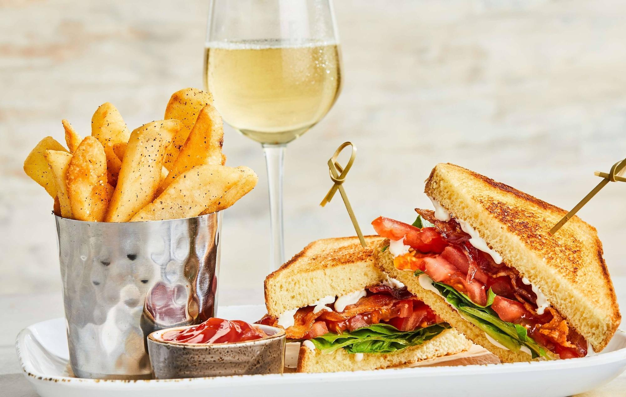 Restaurant Courtyard By Marriott Cape Cod Hyannis