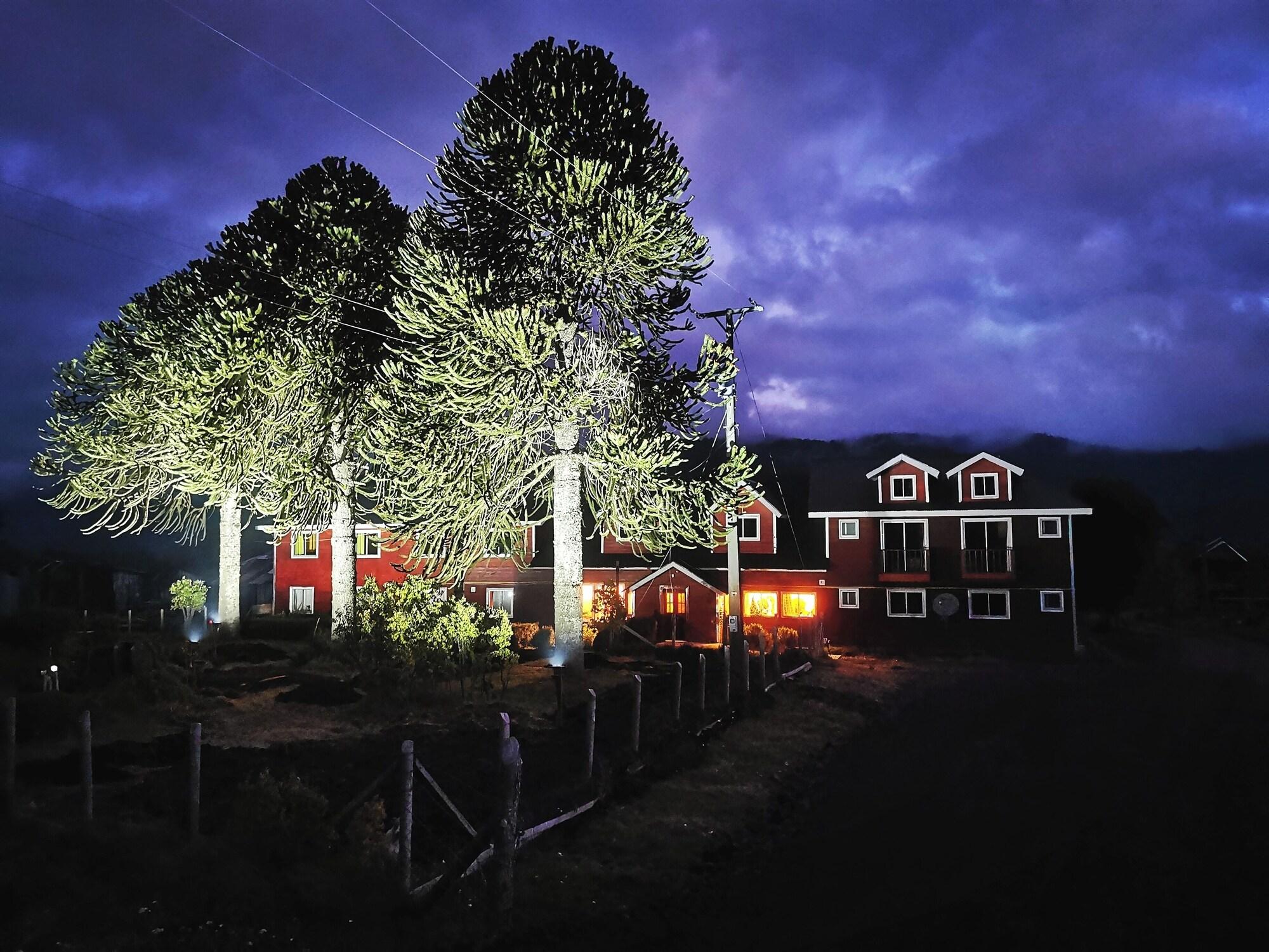 Vista Exterior Hostal Piedra Santa