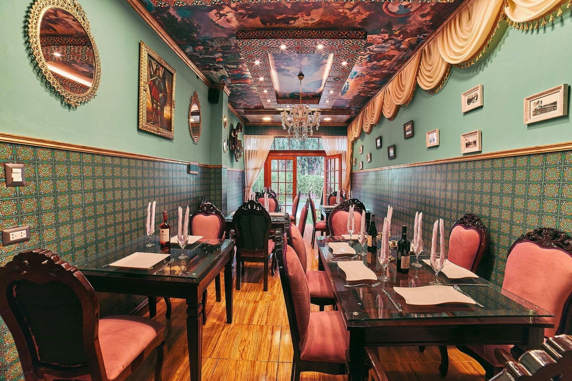 Restaurant Gatsby Hotel Collection