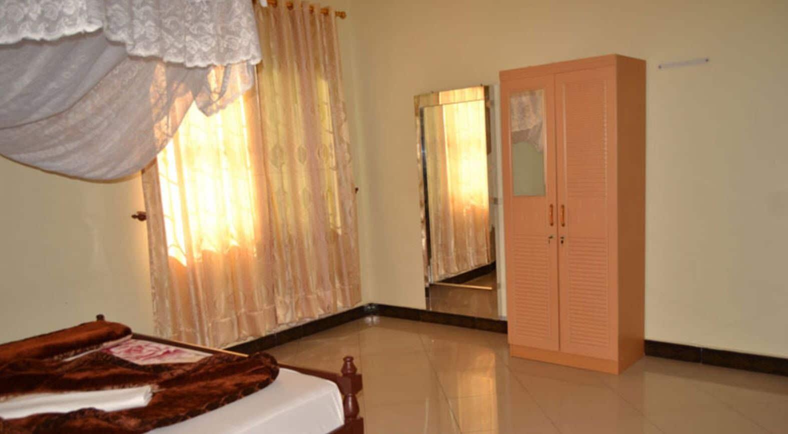 Set de Habitación Lesa Garden Hotel