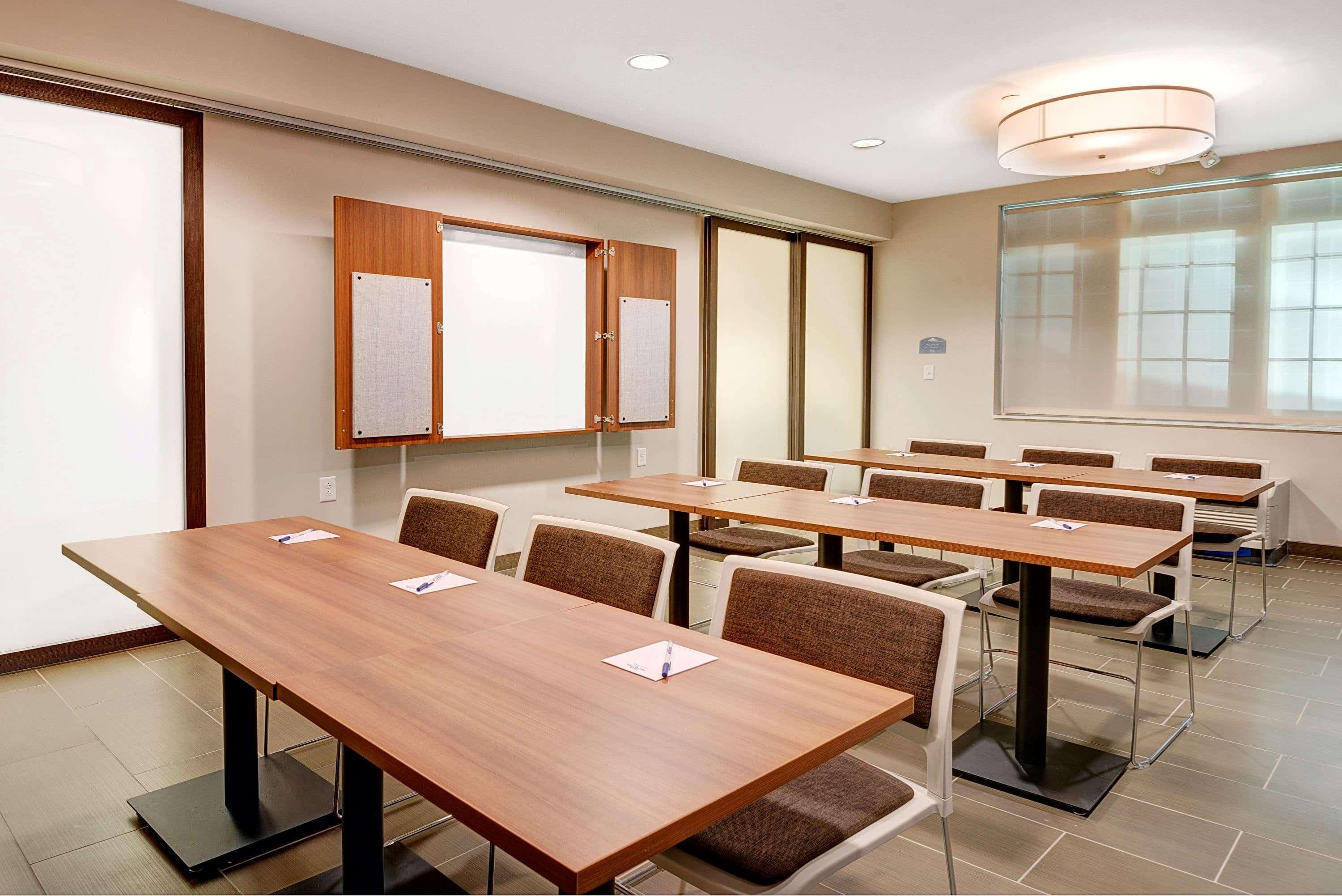 Sala de Reuniones Microtel Inn & Suites By Wyndham Philadelphia Airport Ridley