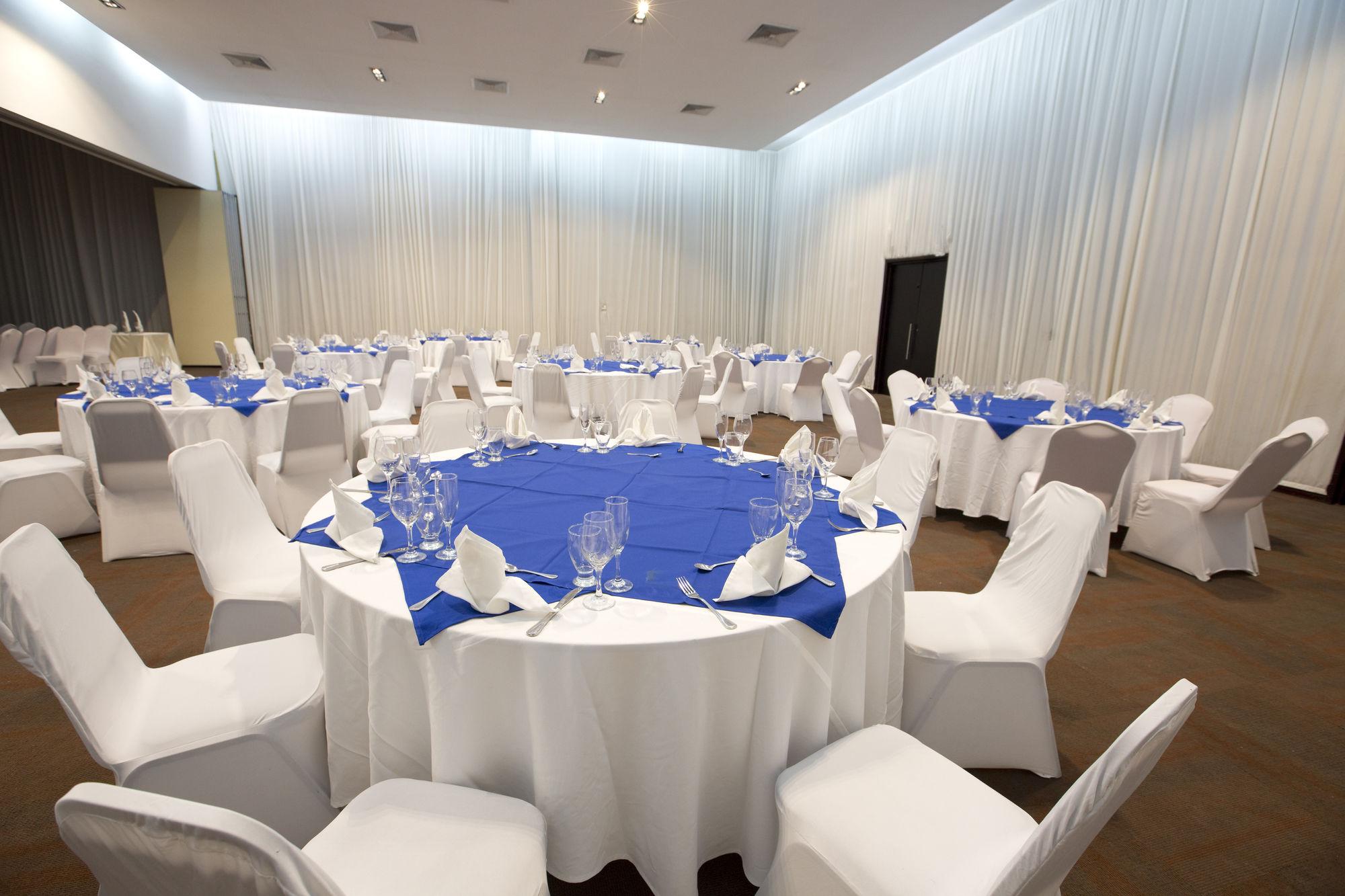Salón de Baile Playa Blanca Beach Resort All Inclusive