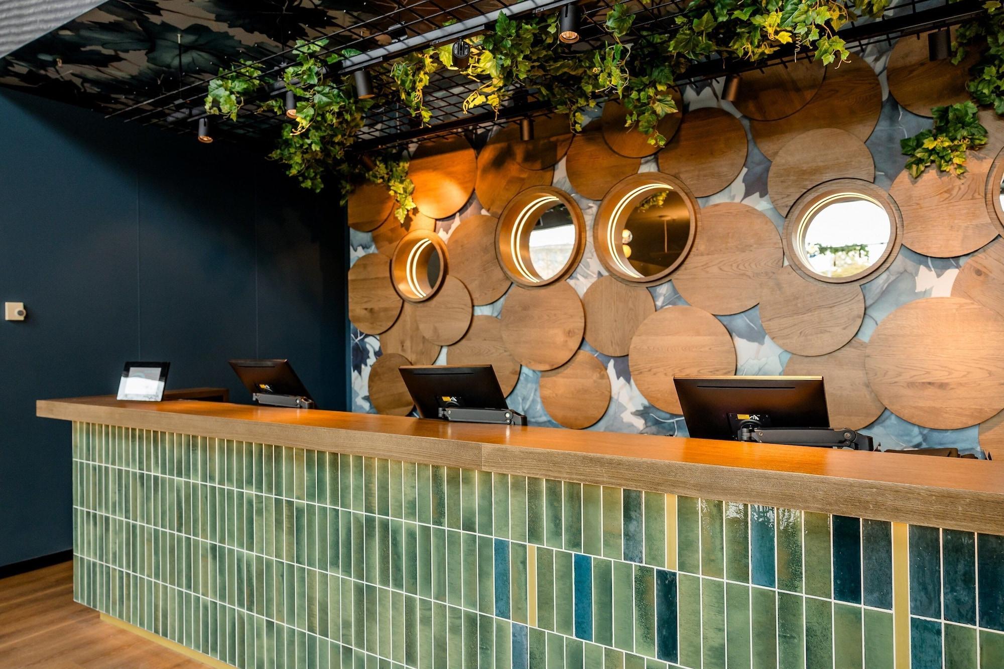 Vista Lobby Motel One Wiesbaden