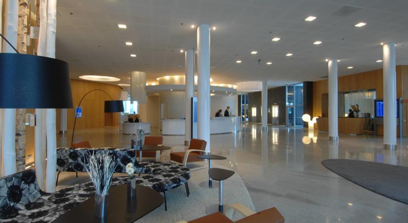 Vista Lobby Hilton Helsinki Airport