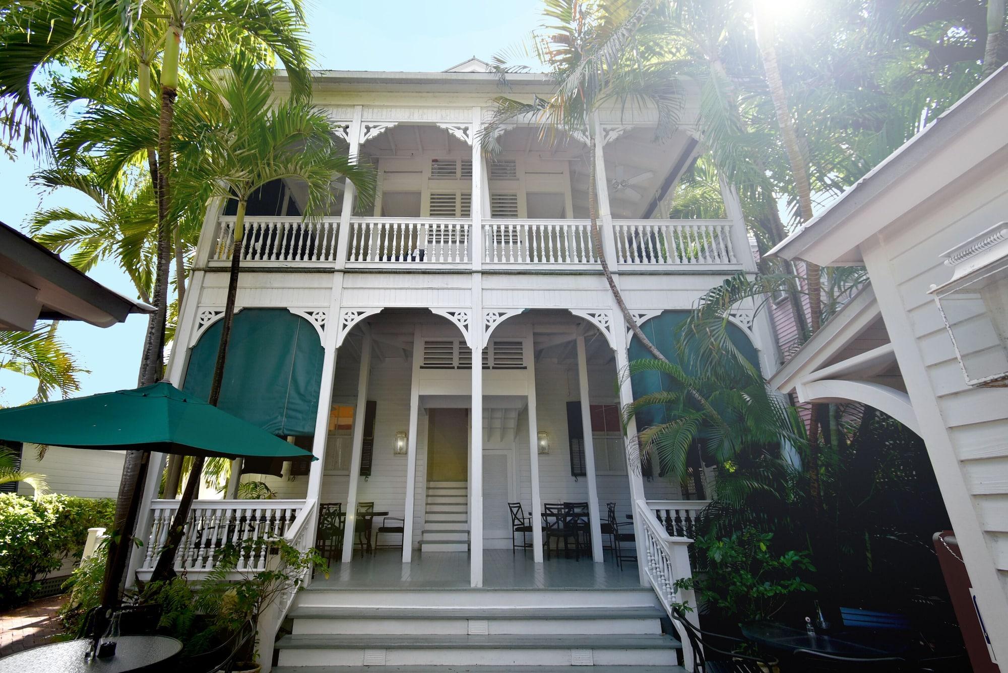 Varios Simonton Court Historic Inn & Cottages
