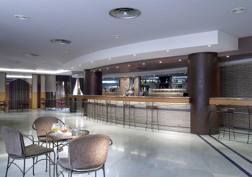 Bar/lounge Hotel Macia Alfaros