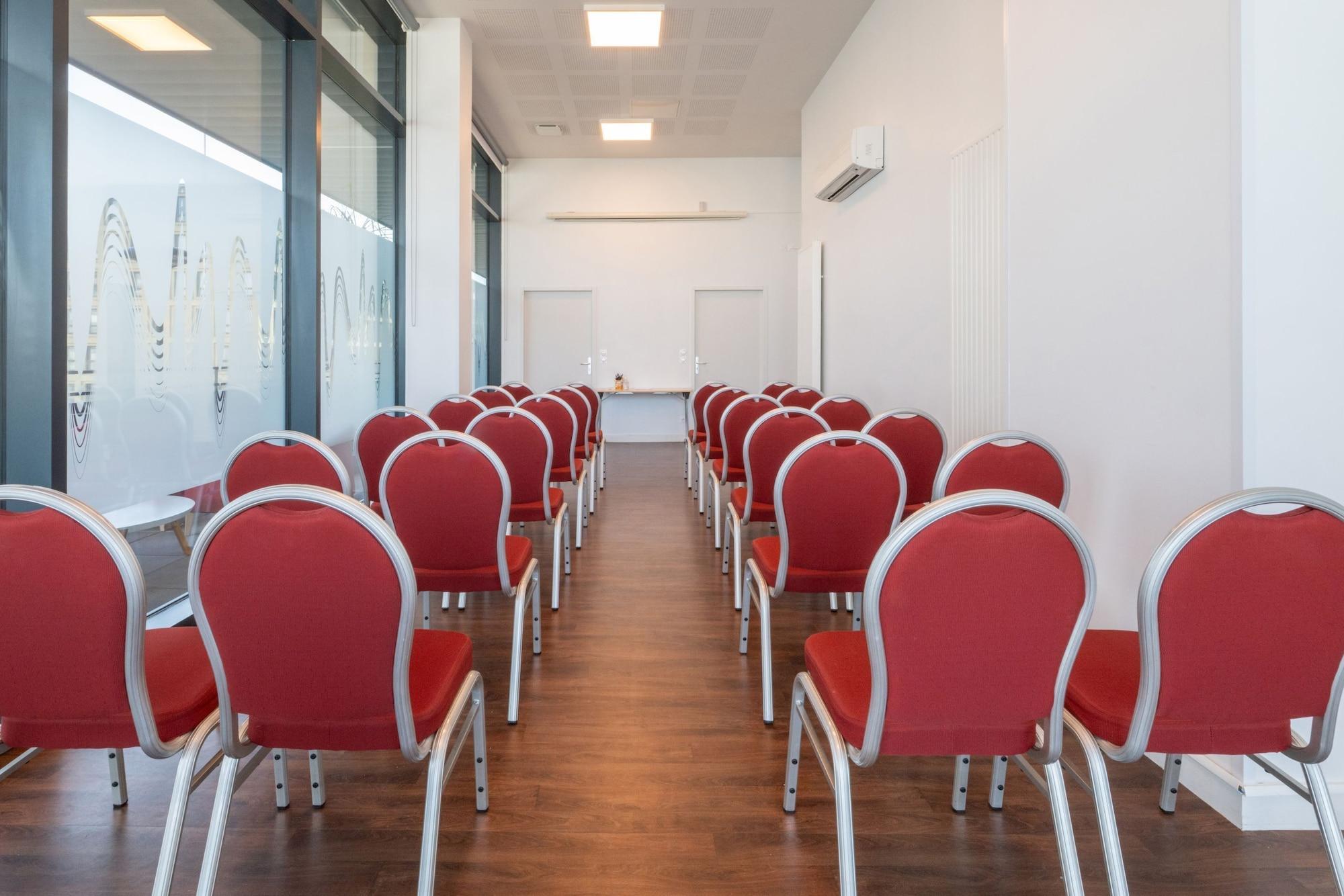 Sala de Reuniones Appart’hôtel Odalys City - Nantes Cité des congrès