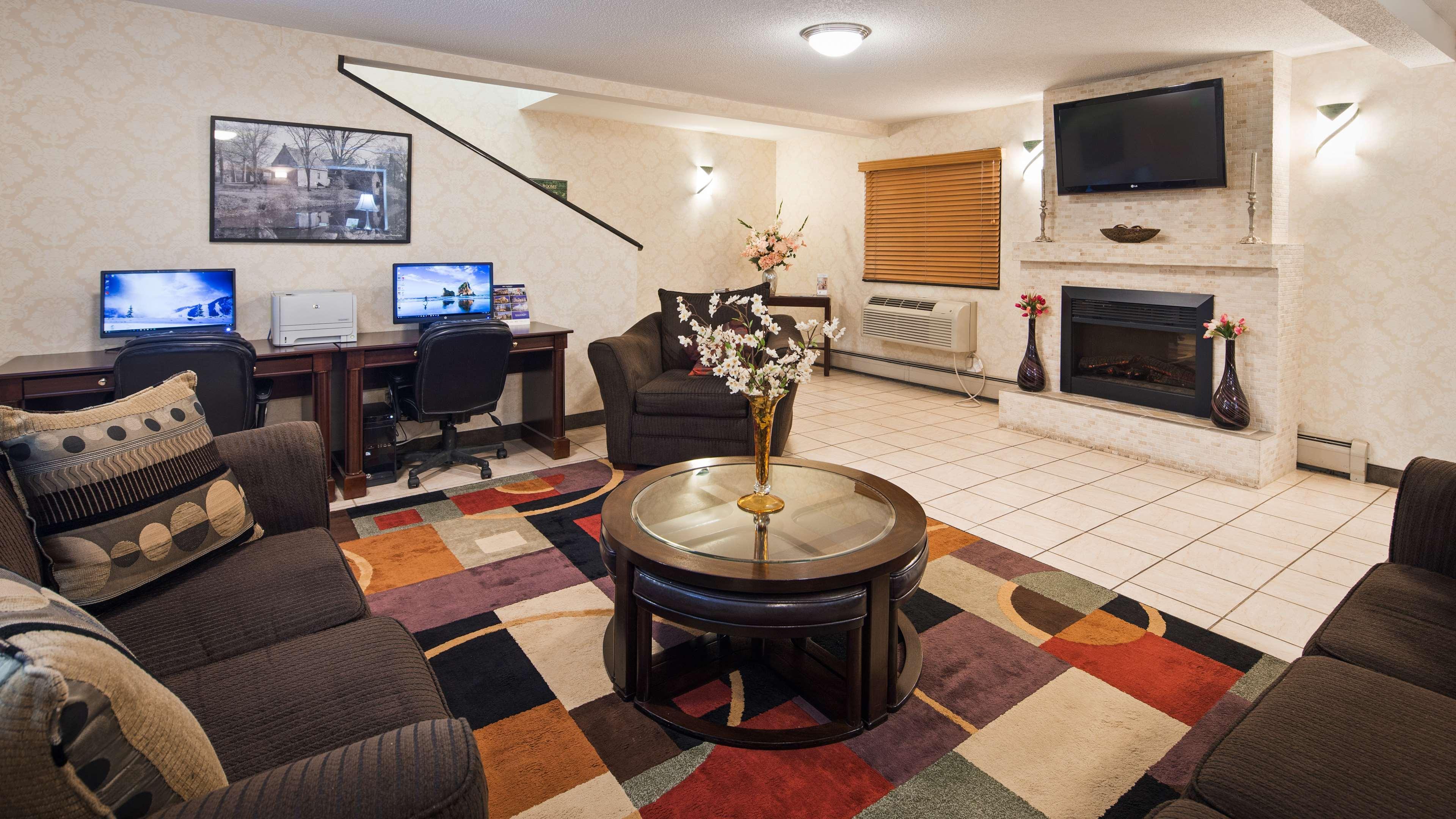 Vista Lobby Spark by Hilton West Coxsackie