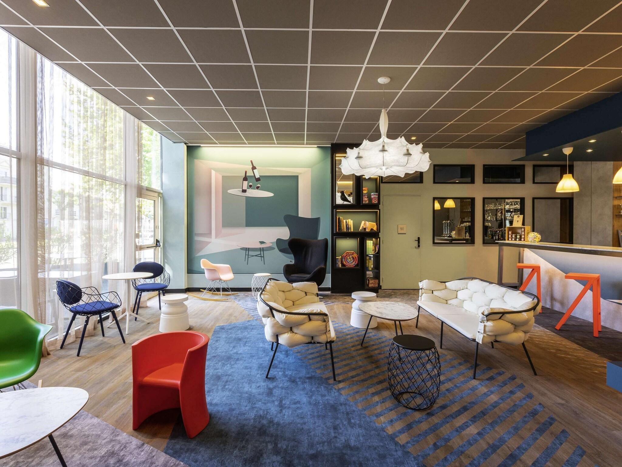 Vista Lobby ibis Styles Bordeaux Meriadeck