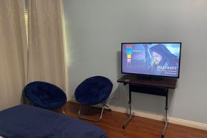 Alquiler Vacacional - Charming Home. 5 bedrooms .2 restrooms .2 Living rooms with 10 beds for 16 guest