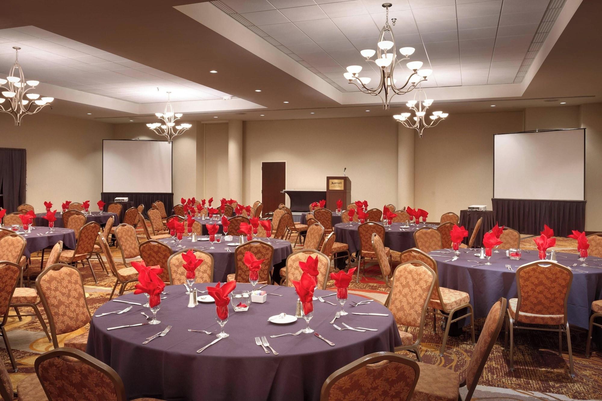 Sala de Reuniones Marriott University Park