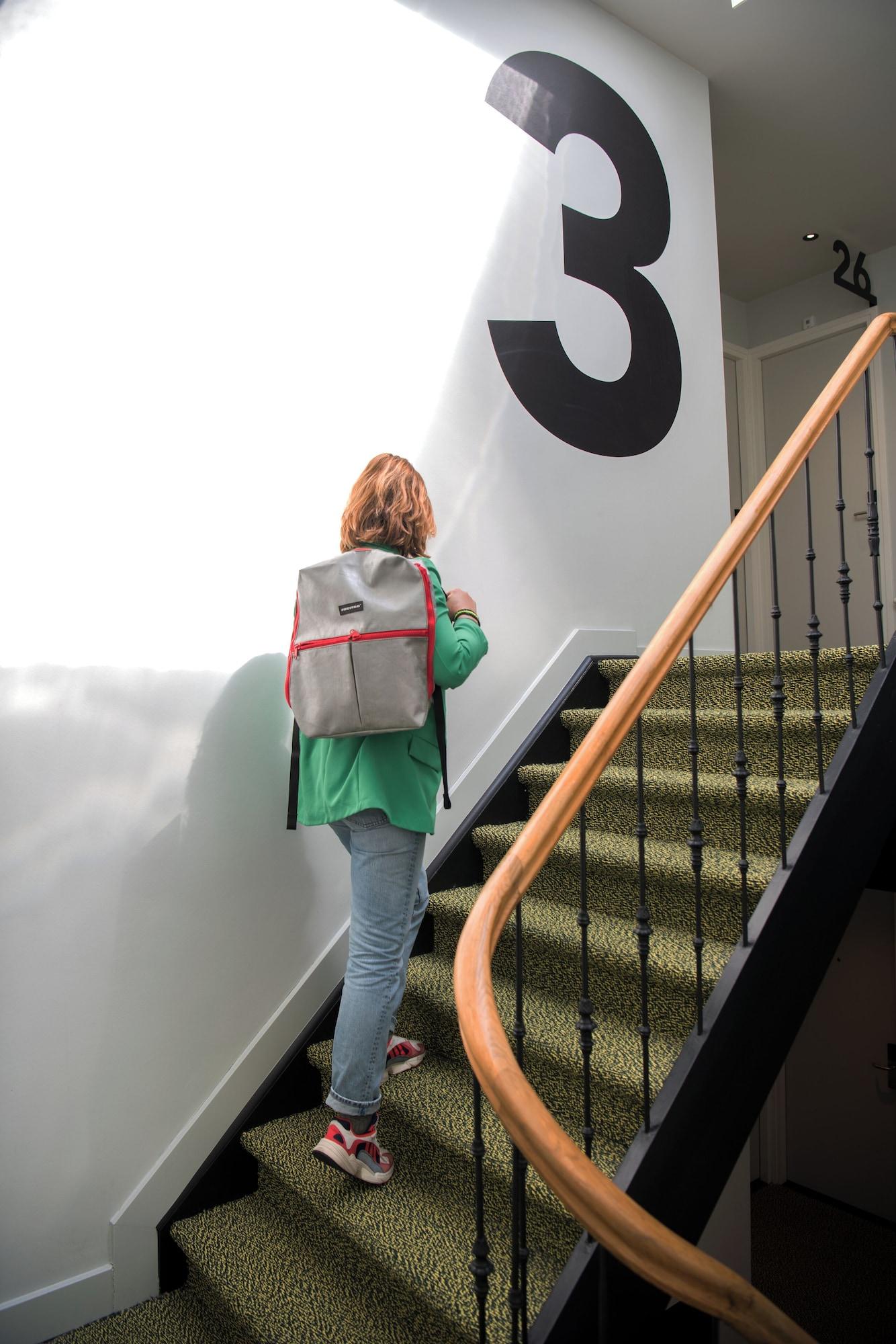 Varios hotel emma next